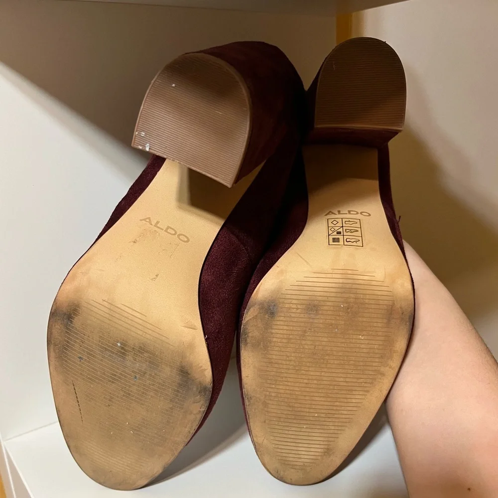 Heeled boots - Picture 10 of 10